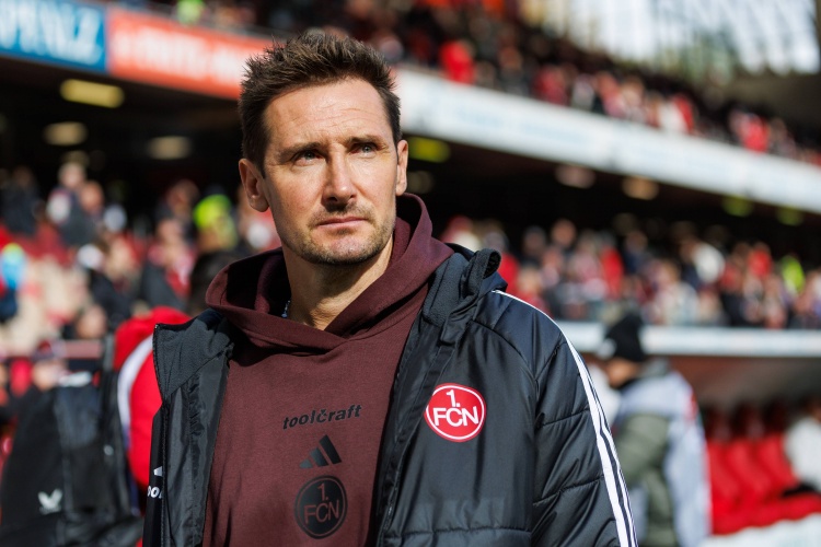 仅排德乙第九！克洛泽不满纽伦堡表现：心累，球队没有表现出活力